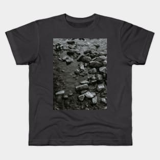 Sea gravel design Kids T-Shirt